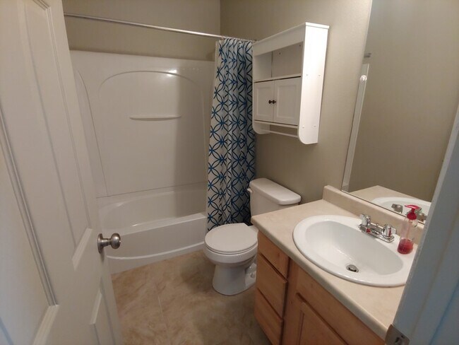 Photo - 1093 W 300 S