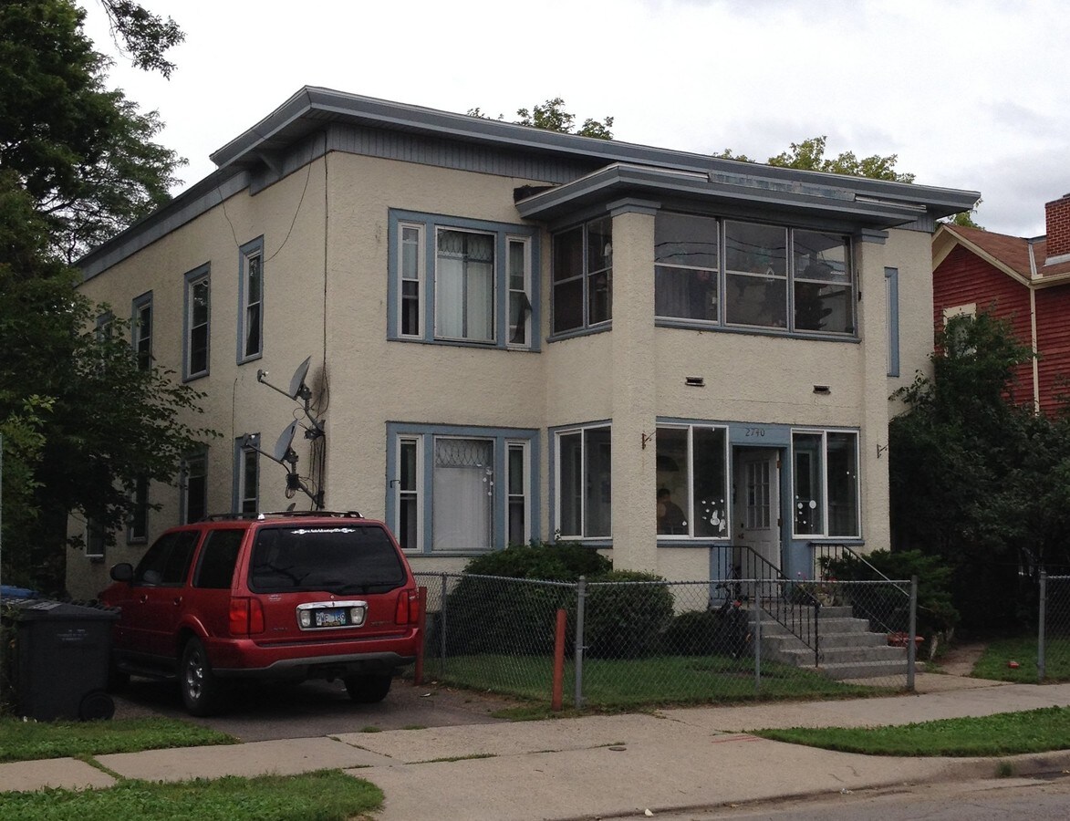 Photo - 2740 Oakland Ave Apartments