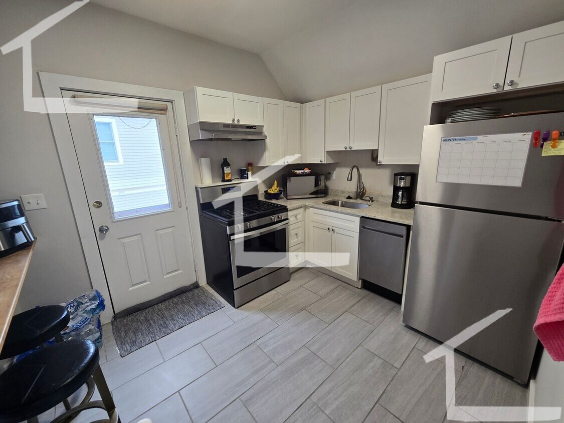 HOT WATERTOWN LISTING!!!!! - HOT WATERTOWN LISTING!!!!!