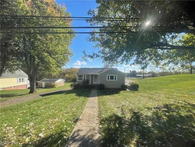 Photo - 415 Old Colliers Way