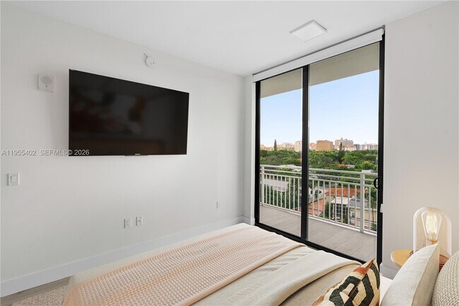 Photo - 1601 SW 32nd Ave