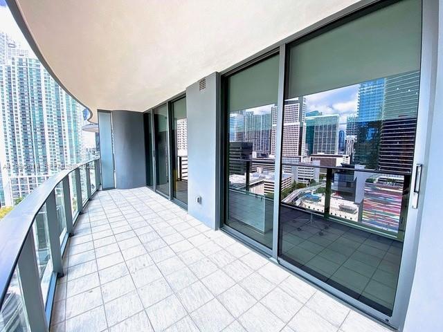 Photo - 1000 Brickell Plaza Unidad 1914