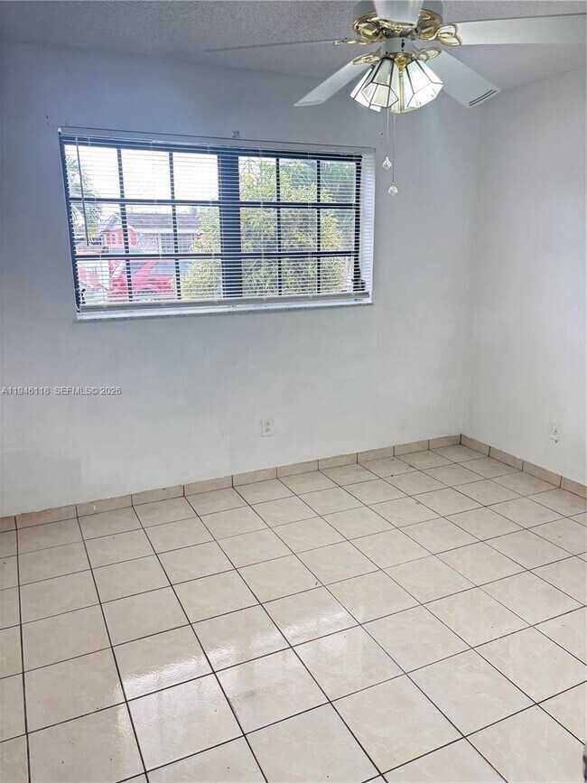 Photo - 19480 SW 121st Ave Unit Ave