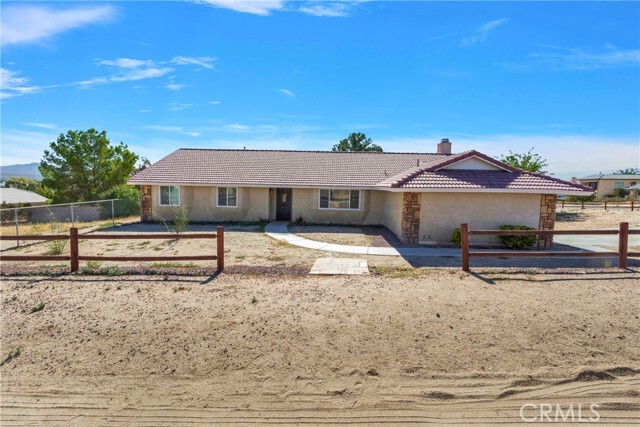 Building Photo - 26665 Lakeview Dr Rental