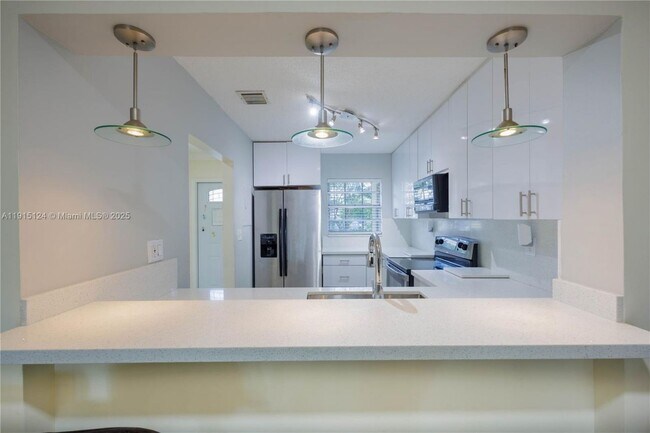 Photo - 8325 Fairway Rd