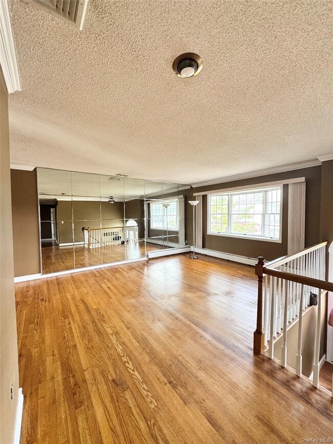 Building Photo - 255 Brookside Ct