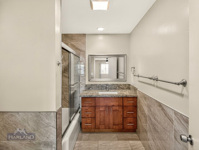 Photo - 1628 S Pacific St