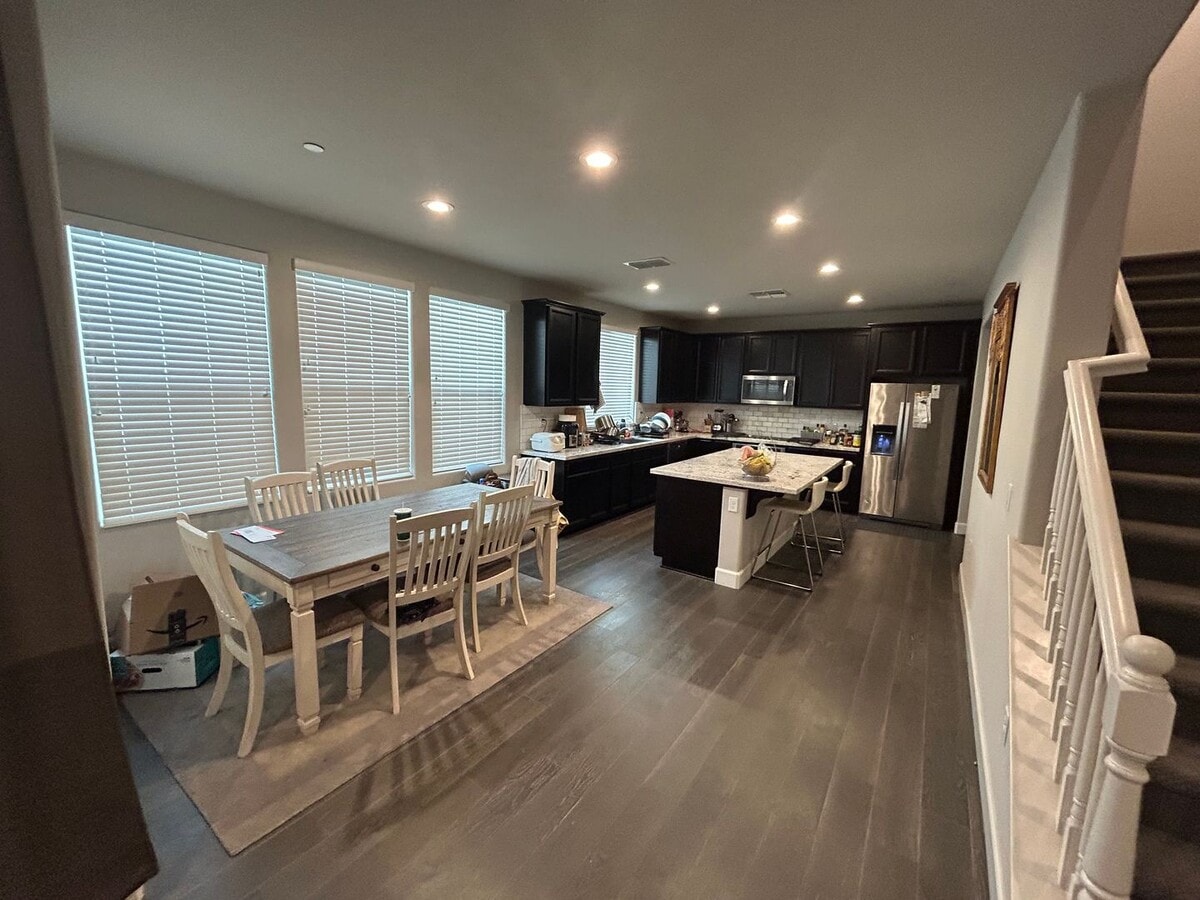 Charming 3-Bedroom Home with Office in The... - Charming 3-Bedroom Home with Office in The...