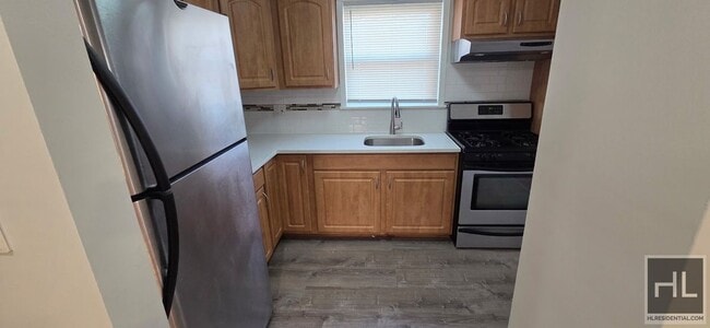 Photo - Two Bedroom Bayside Apartment Unit 2