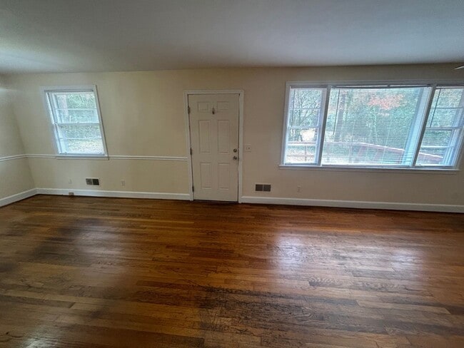 Photo - 4534 Oakwood Dr