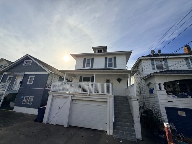 Building Photo - 8 N Nashville Ave Unit 2