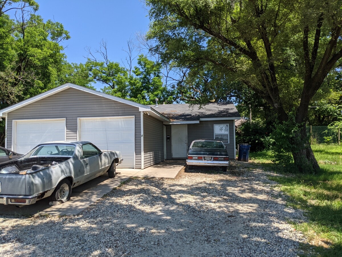 Photo - 1704 S Hiram St