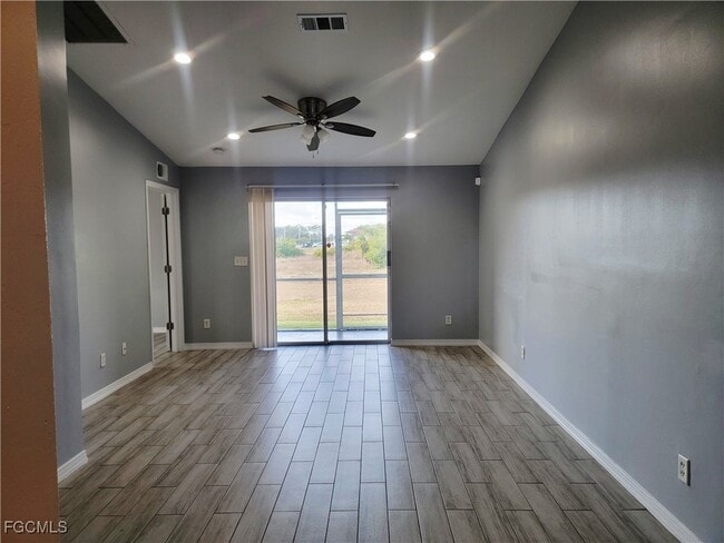 Photo - 2210 Haviland Ave S