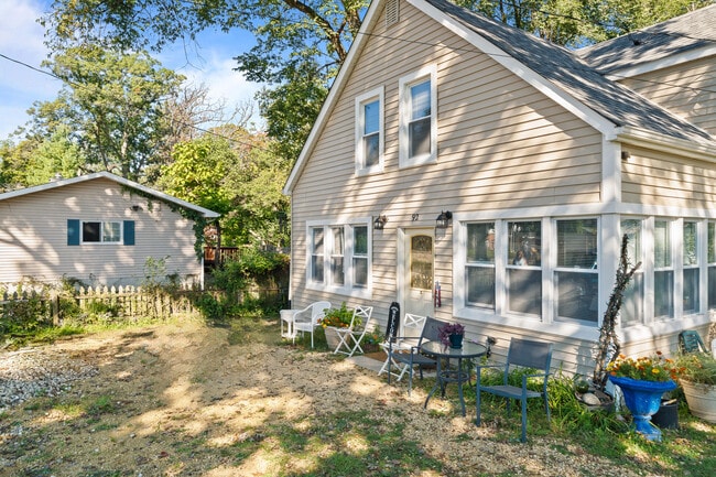 Photo - 92 Congress St