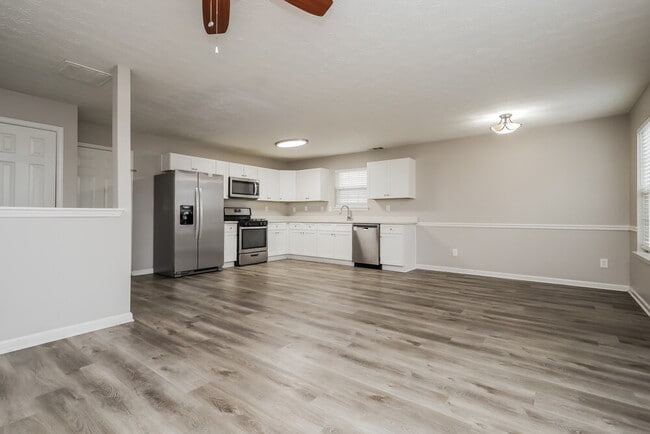 Photo - 316 Nunnally Dr