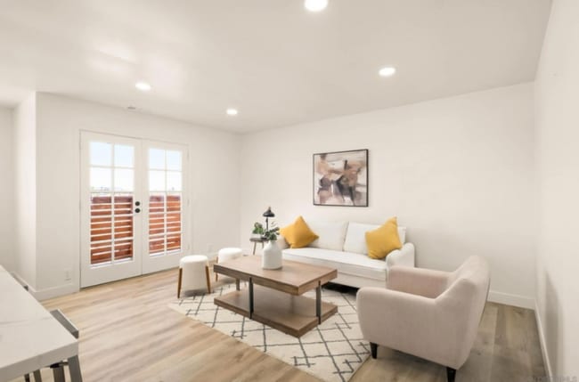 Photo - 3781 Ashford St Unit B