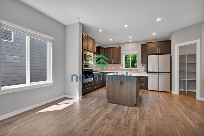 Photo - Spacious 4-Bedroom Retreat with 3.5 Baths in Beautiful Bothell – Your Ideal Home Awaits!