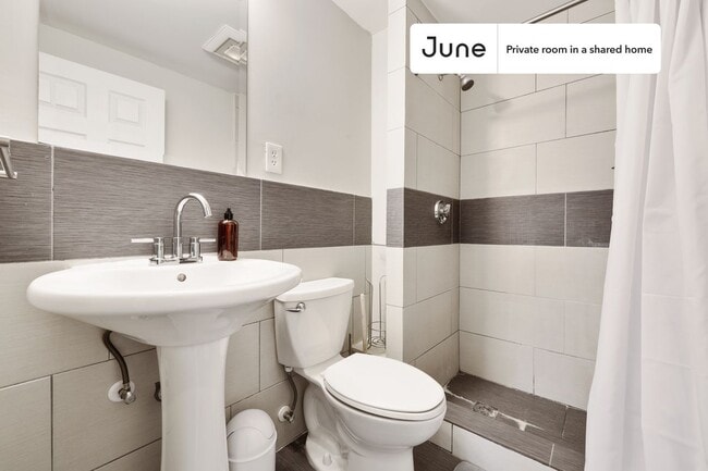 Photo - Room in Shared 4 bed/2 bath home Unit B