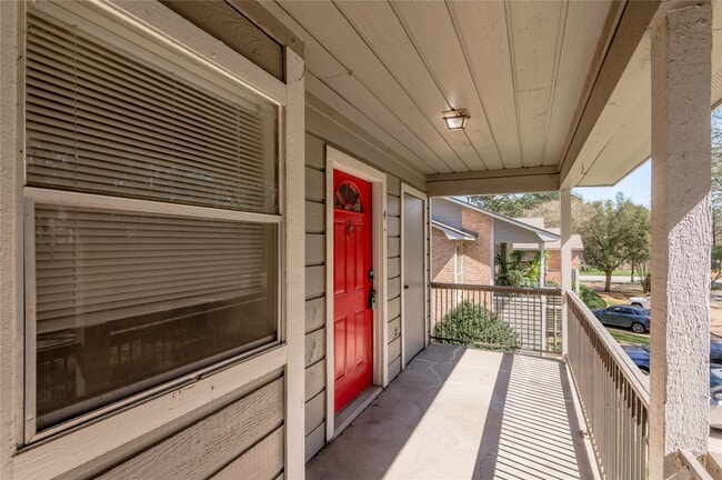 Photo - 2404 Sycamore Ave Unit C4