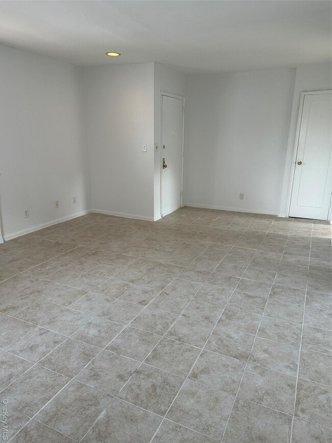 Photo - 268-06 82nd Ave Unidad 1st Floor