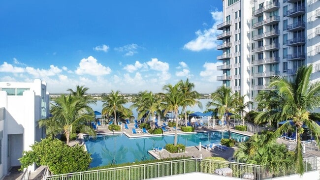 Photo - 300 S Australian Ave