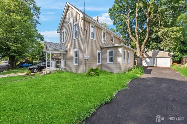 Photo - 166 Prigmore St Unit 1