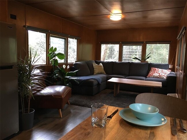 Photo - 164 Shoreline Dr