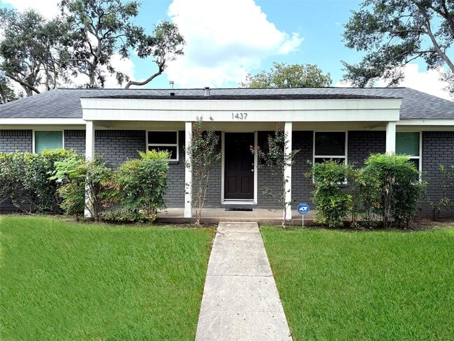 Building Photo - 1437 Wisterwood Dr Rental