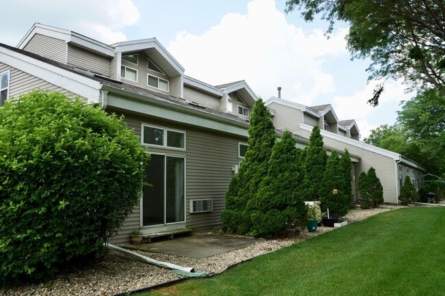 Great Arboretum location - lofted units - ... - Great Arboretum location - lofted units - ... Unit 1481-119