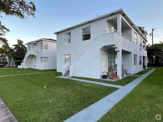 Building Photo - 1794 Normandy Dr Unit 3 Rental