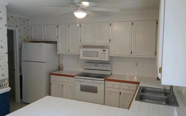 Photo - 3917 Sterling Pointe Dr