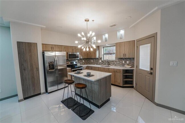 Photo - 3302 S Sugar Rd Unit H