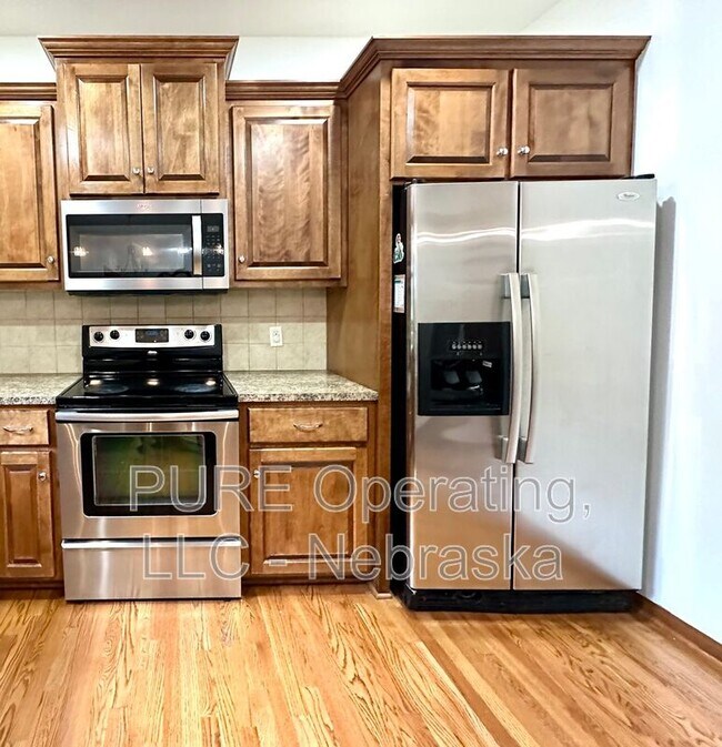 Photo - 18424 Howard St House