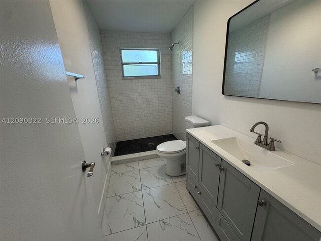 2628 SW 31st Pl Unit 2628
