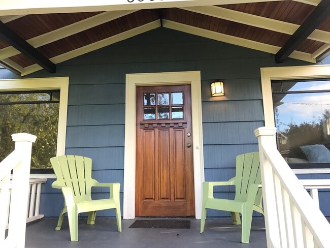 Photo - 6005 NE Failing St