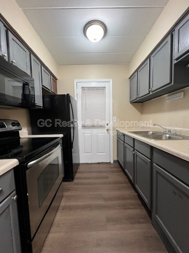 Photo - 350 Wilson Ave Unit 350 H