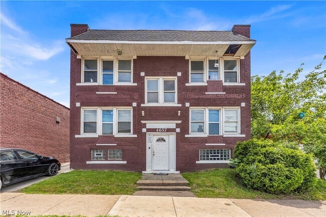 Building Photo - 4657 Warner Rd Unit 3
