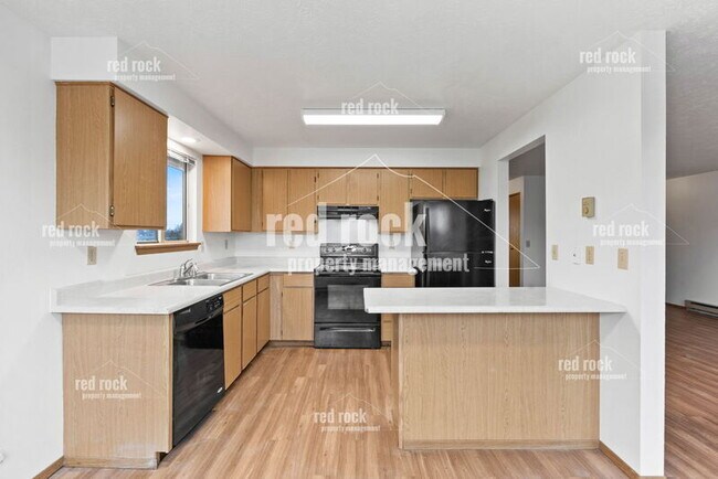 Photo - 4733 N Sullivan Rd