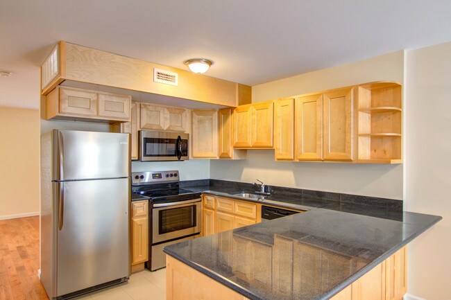 Dwight Garden Apartments