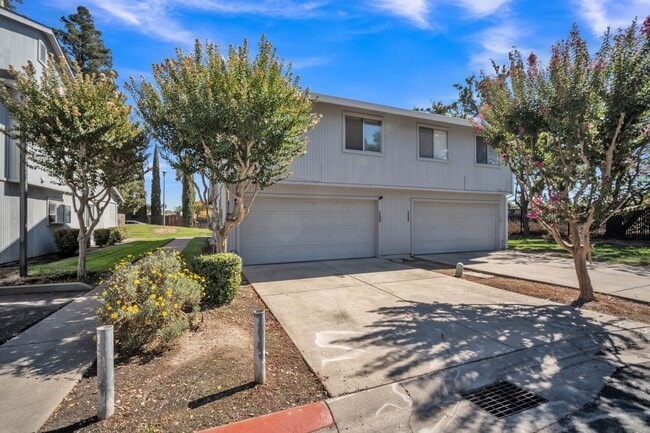 Building Photo - 4255 Taylor St