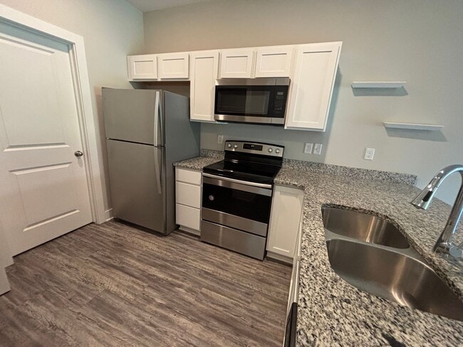 Photo - Spacious 3BR Home with Granite Kitchen & Covered Patio Near 53rd & Meridian