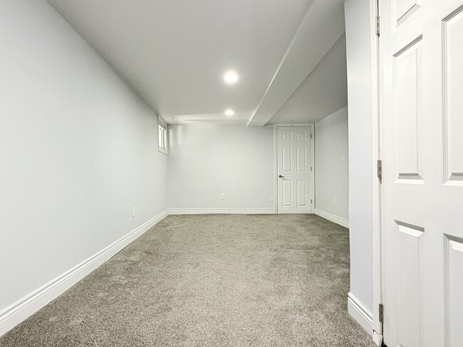 Photo - 1257 Pelissier St