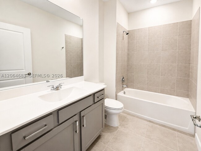 Photo - 10691 Wilgrove 10691
