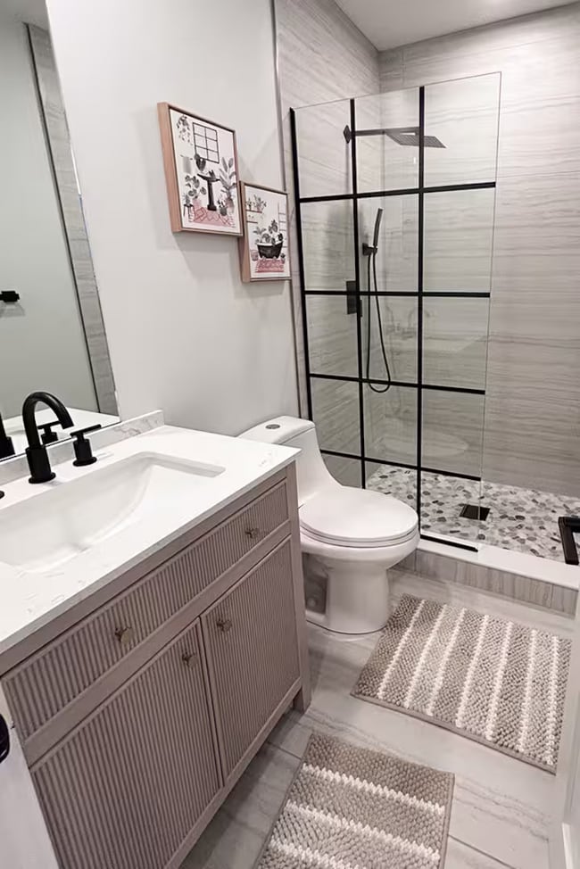 Photo - Yale Ave,LLC Unit 2