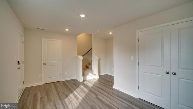 Photo - 1350 Red Clover Ln