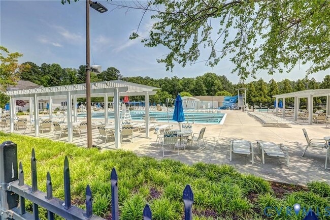 Photo - 936 Jamerson Ln