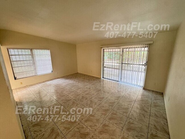 Photo - 6132 Oakcrest Cir