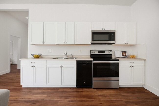 Photo - 2214 Stevens St