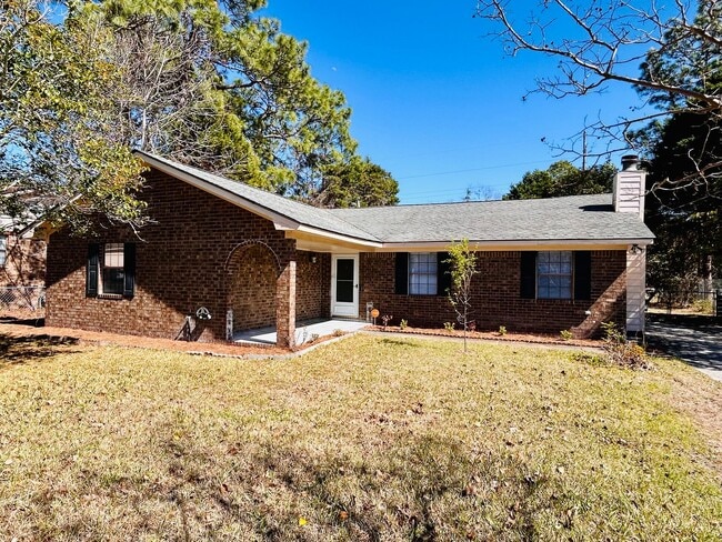 Building Photo - Hinesville