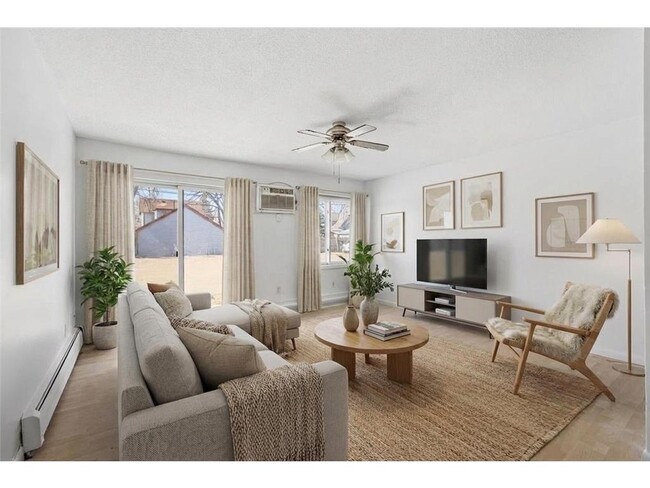 Photo - 2740 Pleasant Ave Unit 102